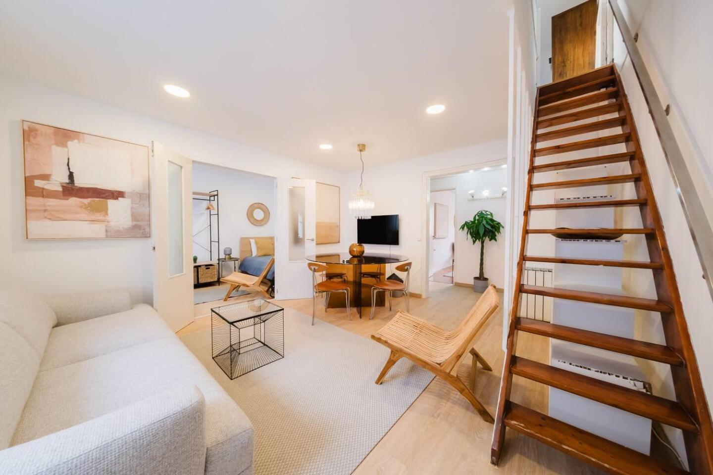 Castle Views Luxe 4br Duplex In * Lisboa